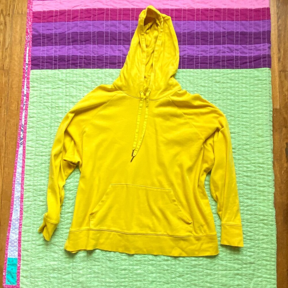 Plus Size Yellow Sweatshirt